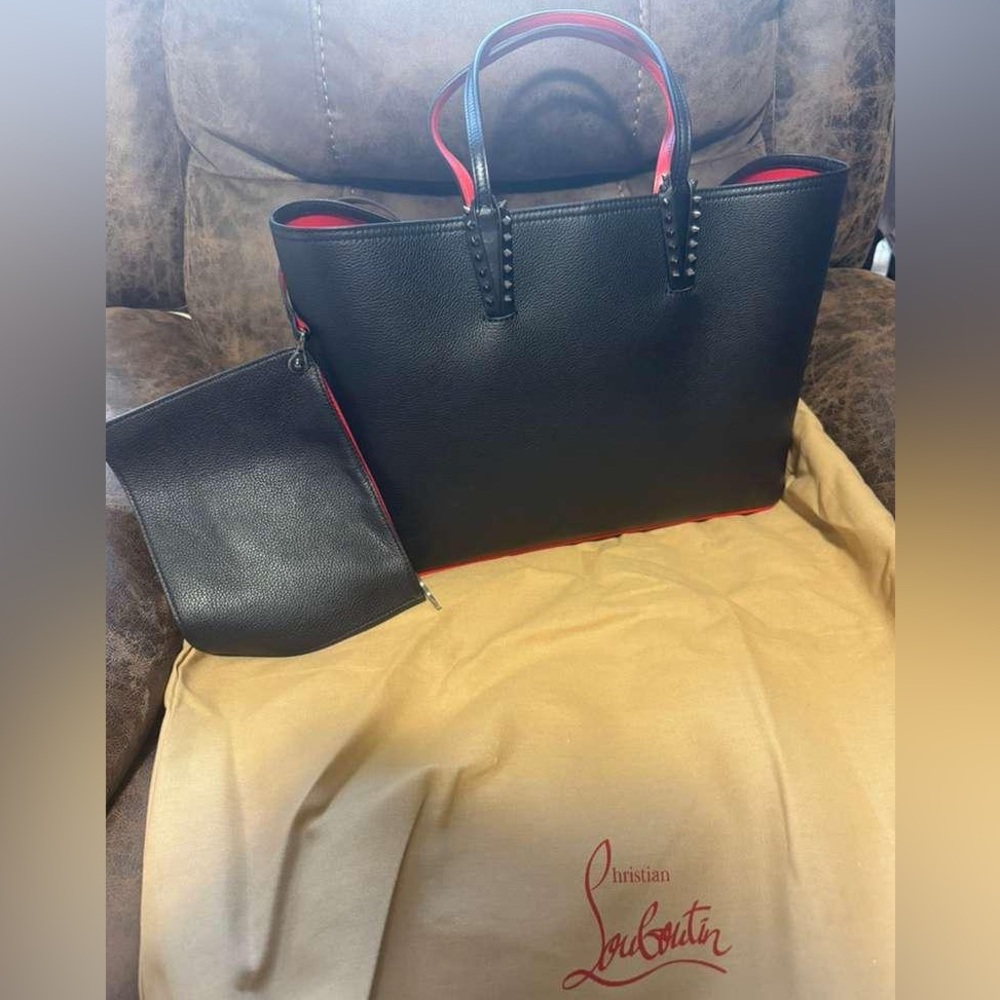 CHRISTIAN LOUBOUTIN Cabata Calfskin Leather Tote With Removable Pouch - Picture 15 of 16